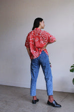 Load image into Gallery viewer, 1980s Abstract Print Boxy Button Down