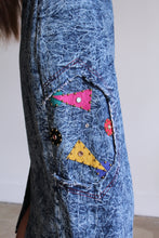 Load image into Gallery viewer, Acid Wash Leather Appliqué Skirt
