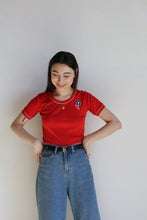 Load image into Gallery viewer, 1980s Red Flower Tee