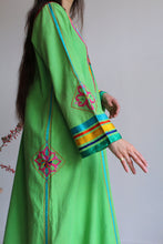 Load image into Gallery viewer, Diseño Josefa Ribbon Caftan