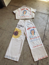 Load image into Gallery viewer, Vanity Fair Crop Top & Pants - Medium