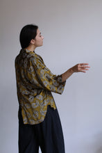 Load image into Gallery viewer, Paisley Okra Button Up