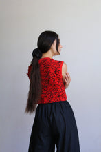 Load image into Gallery viewer, 1980s Cropped Graphic Tee