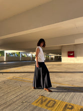 Load image into Gallery viewer, 1970s Navy Blue Wool Pleated Maxi Skirt
