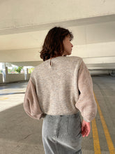 Load image into Gallery viewer, 1980s Oatmeal Batwing Waffle Knit Wool Sweater