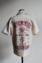 Load image into Gallery viewer, Queen Bee Rice &amp; Flour Sack Button-up