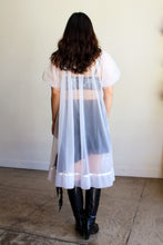 Load image into Gallery viewer, 1960s White Confetti Puff Sleeve Nylon Peignoir