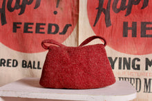 Load image into Gallery viewer, 1940s Felted Wool Scottie Dog Purse