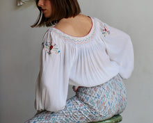 Load image into Gallery viewer, 1980s Hungarian Peasant Blouse