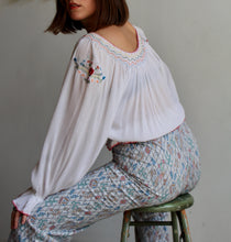 Load image into Gallery viewer, 1980s Hungarian Peasant Blouse