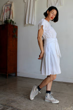 Load image into Gallery viewer, 1980s White Cotton Floral Appliqué Dress