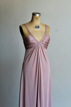 Load image into Gallery viewer, 1970s Mauve Pink Pleated Bust Maxi Sun Dress