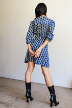 Load image into Gallery viewer, 1970s Chain Link Indigo Blue Mini Dress