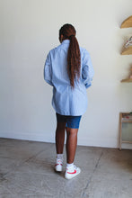 Load image into Gallery viewer, 1970s Levi&#39;s Blue Striped Button Down Shirt