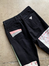 Load image into Gallery viewer, Patchwork 90s Black Guess Jeans