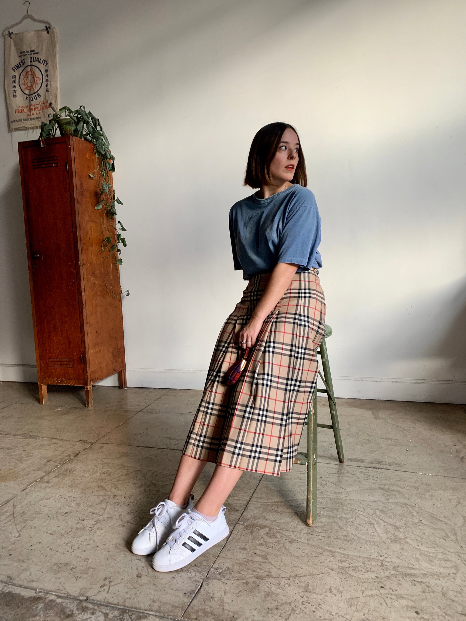 Burberry skirt discount midi