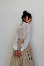 Load image into Gallery viewer, 1970s Jessica&#39;s Gunnies White Ruffle Victorian Blouse