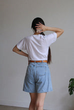 Load image into Gallery viewer, Vintage Finest Quality Tee