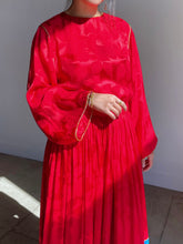 Load image into Gallery viewer, 1980s Oscar De La Renta Silk Brocade Rose Color Block Blouse and Maxi Skirt Set