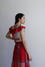 Load image into Gallery viewer, New Rose Runaway Dress 6