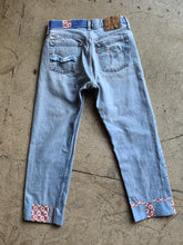 Load image into Gallery viewer, Rose Feed Sack Patchwork Levi&#39;s 501
