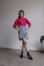 Load image into Gallery viewer, Illustrated Floral Print Shorts
