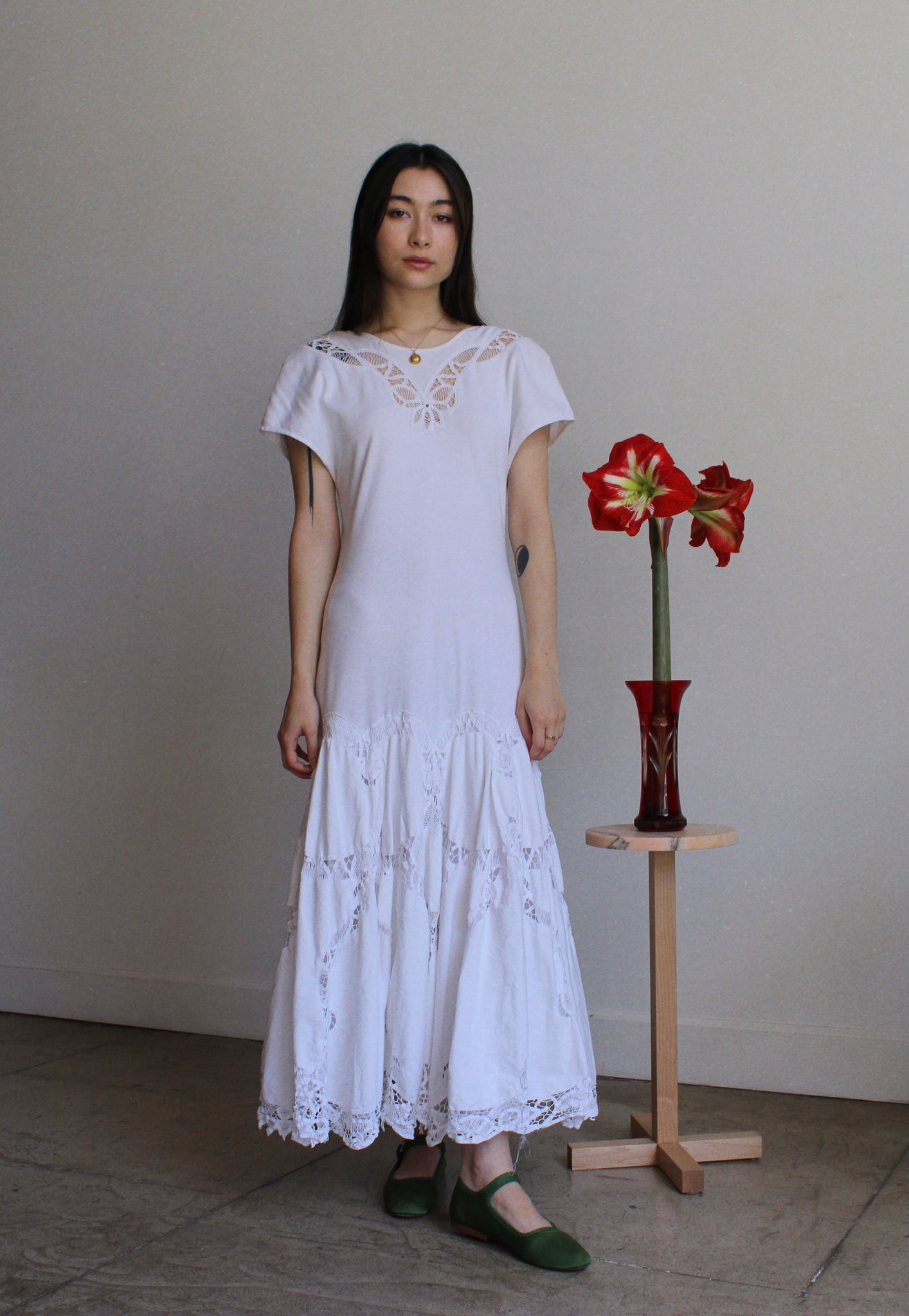1980s White Lace Jersey Knit Dress 3 Women 1980s White Lace Jersey Knit Dress 3 Women
