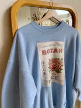 Load image into Gallery viewer, Botan Sweatshirt Sky Blue