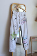 Load image into Gallery viewer, Real Love Painted Levi&#39;s 501