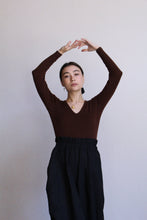 Load image into Gallery viewer, 1970s Esprit De Corp Brown Knit Ballerina Blouse  