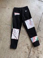 Load image into Gallery viewer, Patchwork 90s Black Guess Jeans