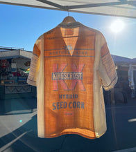 Load image into Gallery viewer, King&#39;s Button Up - Large