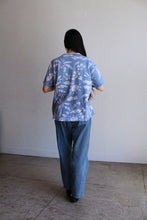 Load image into Gallery viewer, Tropical Stamp Print Tee