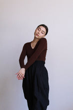 Load image into Gallery viewer, 1970s Esprit De Corp Brown Knit Ballerina Blouse  