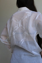 Load image into Gallery viewer, 1980s Organza Appliqué Tunic Blouse