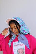 Load image into Gallery viewer, Botan Raglan Sweatshirt Hot Pink