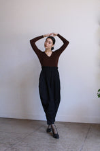 Load image into Gallery viewer, 1970s Esprit De Corp Brown Knit Ballerina Blouse  