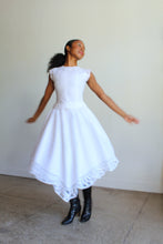 Load image into Gallery viewer, 1980s White Irish Linen &amp; Lace Cutout Dress