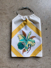 Load image into Gallery viewer, Floral Hankie Halter Tops