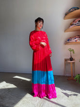 Load image into Gallery viewer, 1980s Oscar De La Renta Silk Brocade Rose Color Block Blouse and Maxi Skirt Set