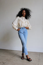 Load image into Gallery viewer, 1980s Romantic Cream Lace Blouse