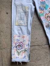 Load image into Gallery viewer, Sunny Patchwork Levi&#39;s 501