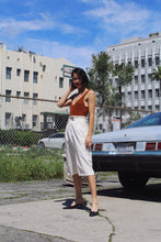 Load image into Gallery viewer, 1970s White Corduroy Skirt