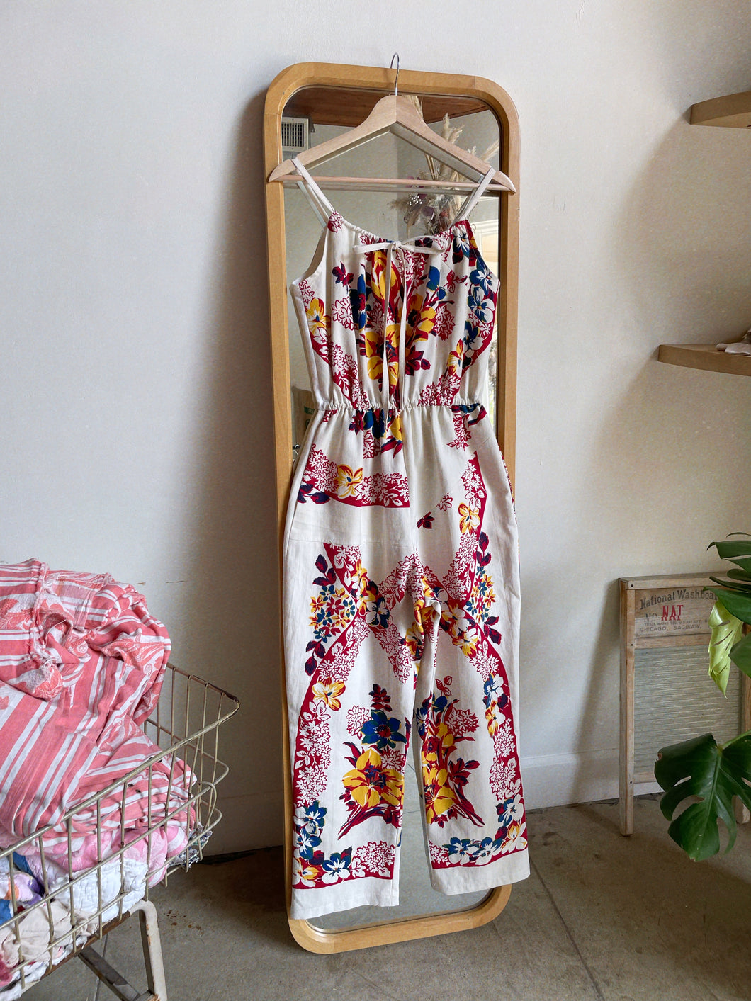 Hibiscus Floral Tablecloth Jumpsuit ~ Large US 12-14