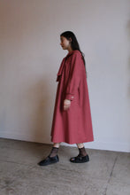 Load image into Gallery viewer, 1970s Mauve Sailor Collar Raincoat