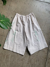 Load image into Gallery viewer, Canary Culottes