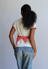 Load image into Gallery viewer, 1970s Calico Scoop Neck Tee