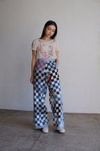 Load image into Gallery viewer, Checkered Quilt Trousers