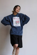 Load image into Gallery viewer, Botan Raglan Sweatshirt Blue Grey