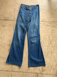 Rare 1970s Dark  Wash High Waisted Bell Bottom Jeans